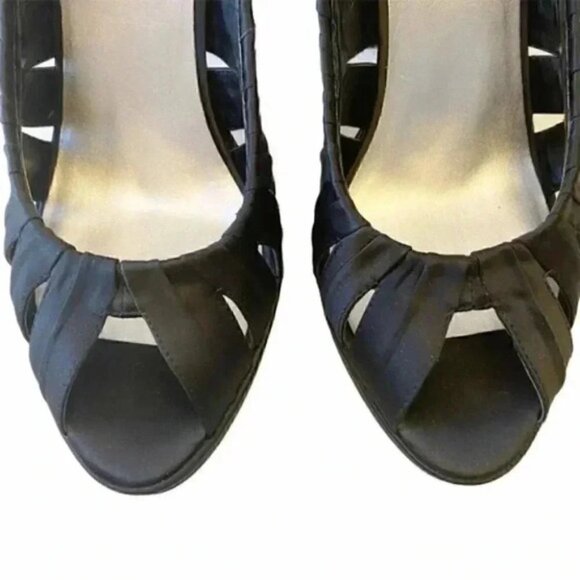 Le Chateau High Heel Slingback Sandals Black Satin Cut Out Peep Toe Size 7 - Picture 6 of 13